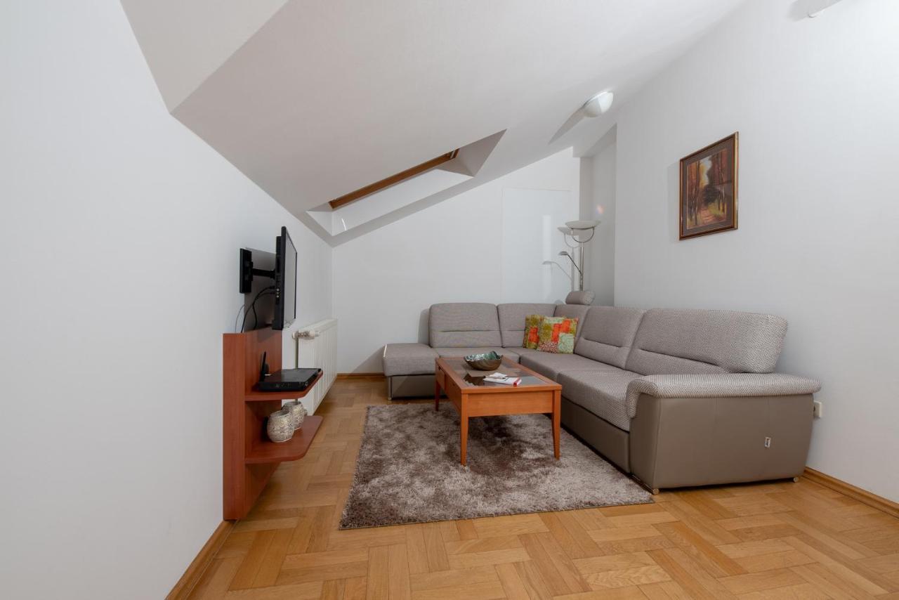 Apartmani Spoljar Zupanja Zewnętrze zdjęcie
