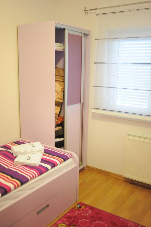 Apartmani Spoljar Zupanja Zewnętrze zdjęcie