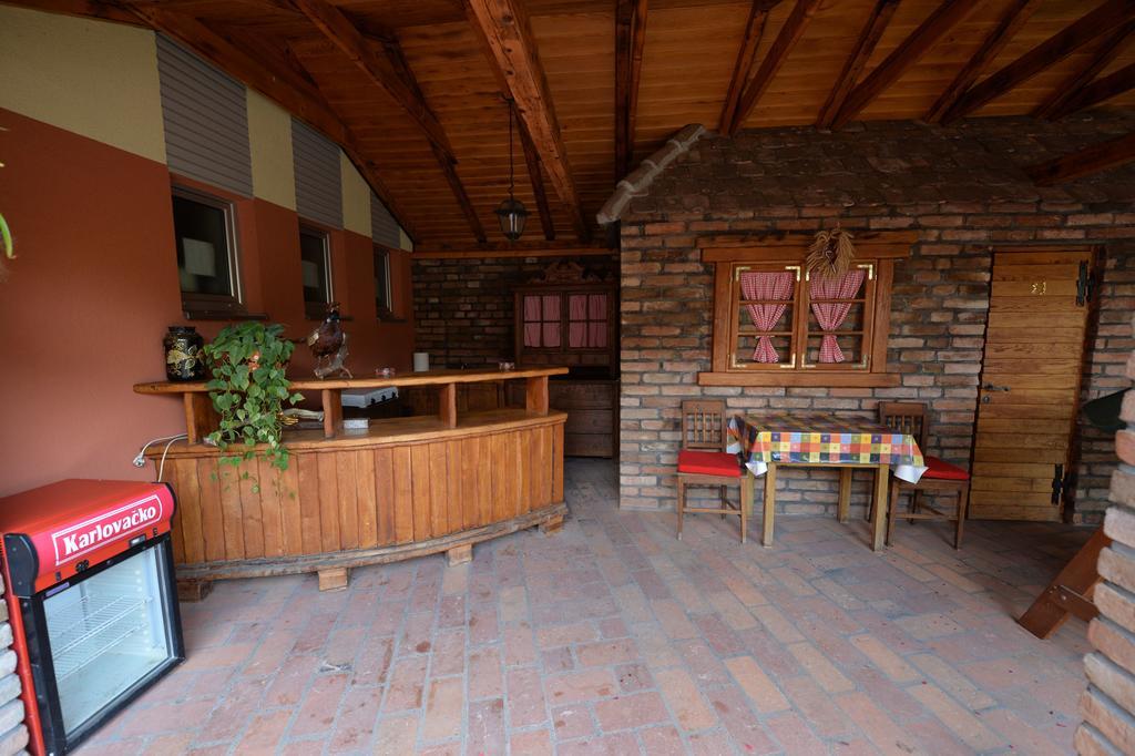 Apartmani Spoljar Zupanja Zewnętrze zdjęcie