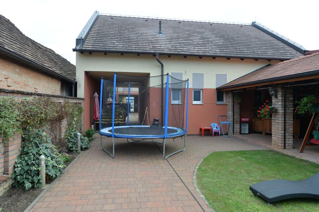 Apartmani Spoljar Zupanja Zewnętrze zdjęcie